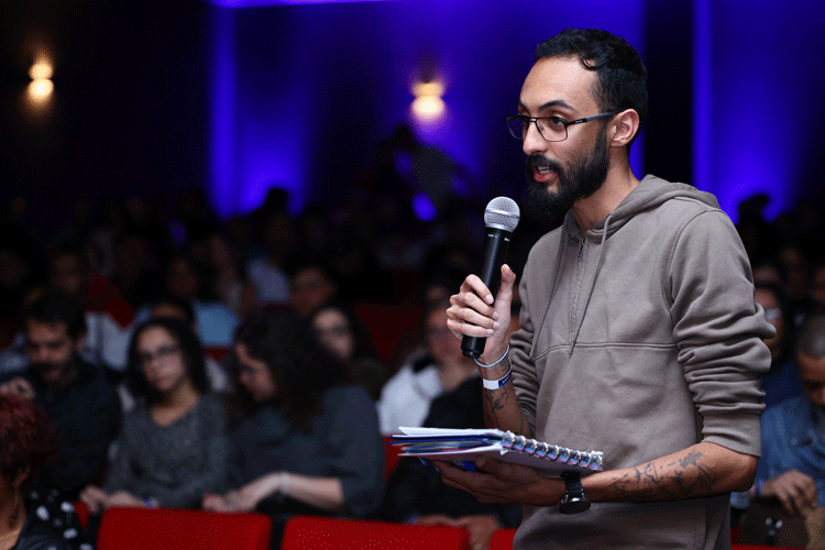 Alunos do Assunção participam ativamente com perguntas e contribuições.