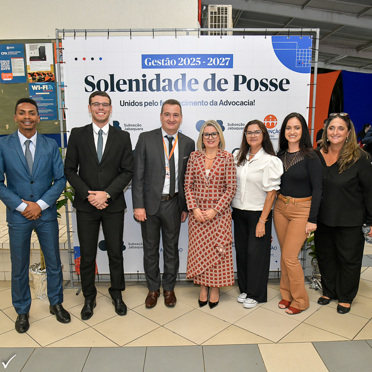 Presidente 116ª da Subseção da OAB de Jabaquara com alunos do Centro Universitário Assunção.