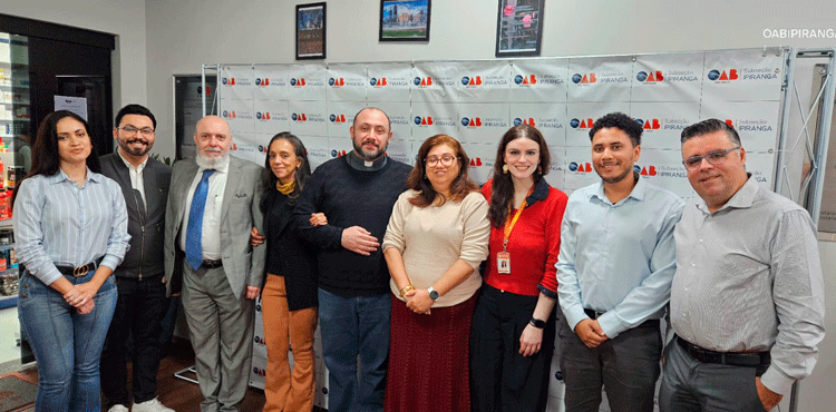 Representantes do Assunção e da OAB Ipiranga reunidos.