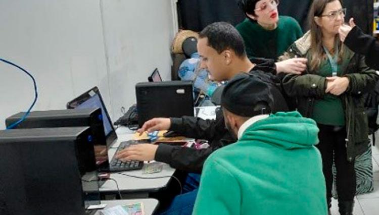 Estudantes de Serviço Social promovem cidadania e inclusão em atividades extensionistas